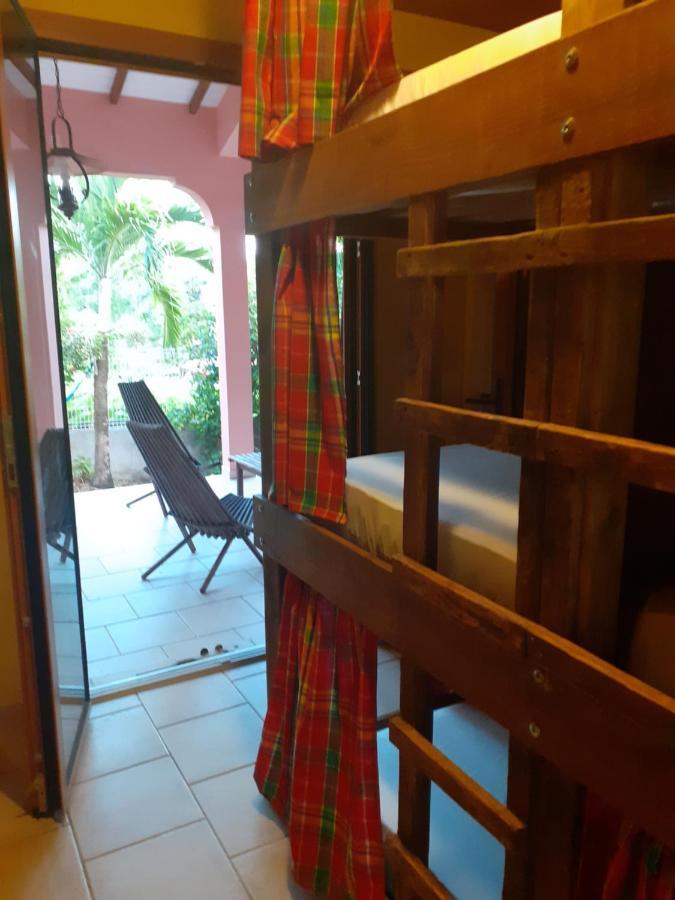 Martinique Hostel Sainte-Luce Eksteriør billede